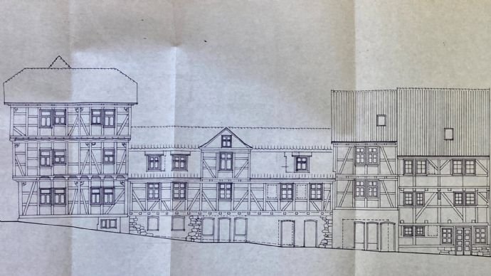 Mehrfamilienhaus zum Kauf als Kapitalanlage geeignet 650.000 € 670 m²<br/>Wohnfläche 357 m²<br/>Grundstück Bad Hersfeld 36251