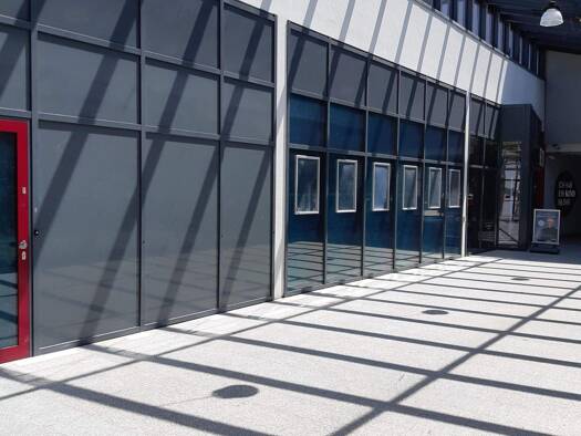 Ladenfläche zur Miete provisionsfrei 6 € 550 m² Verkaufsfläche teilbar von 150 m² bis 550 m² Zwickauer Straße 452 Siegmar Chemnitz 09117