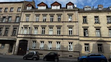 Wohnung zur Miete 800 € 2 Zimmer 73 m² 4 Geschosse frei ab sofort Luisenstraße 10 Stadtpark / Stadtgrenze 21 Fürth 90762