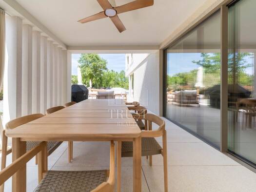 Einfamilienhaus zum Kauf 1.200.000 € 5 Zimmer 673 m² Grundstück Sveta Nedelja 52220