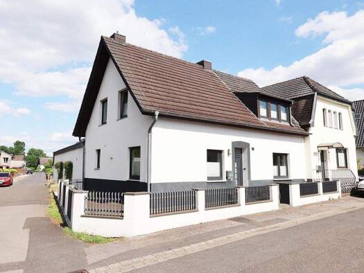 Einfamilienhaus zum Kauf 449.000 € 4 Zimmer 135 m² 419 m² Grundstück Sittard Viersen 41749