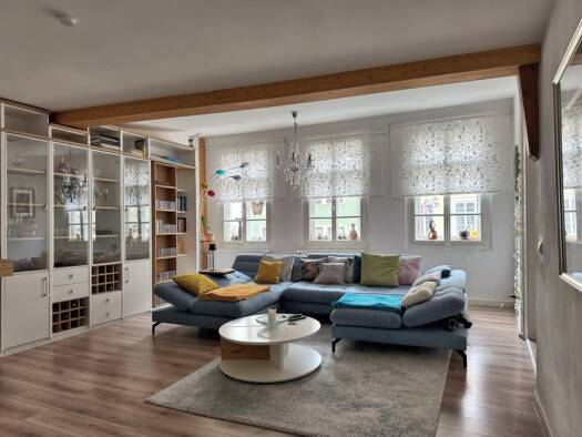 Wohnung zur Miete 980 € 4 Zimmer 174 m² 1. Geschoss frei ab 01.09.2026 Coburg Coburg 96450