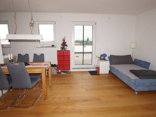 Penthouse zur Miete 850 € 2 Zimmer 70 m² 4. Geschoss Straubing Straubing 94315