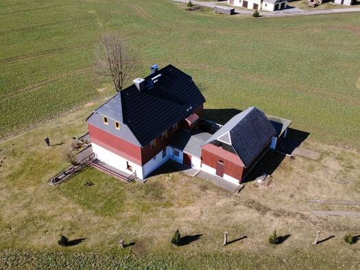 Einfamilienhaus zum Kauf 110.000 € 6 Zimmer 138 m² 1.330 m² Grundstück Seiffen 09548