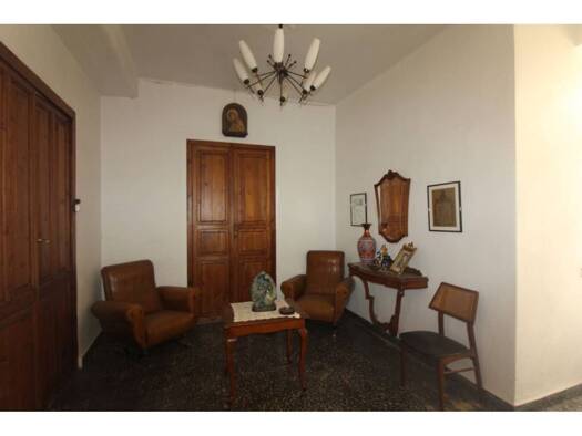 Villa zum Kauf 350.000 € 5 Zimmer 884 m² >Carrer Beato Don Fernando > Turís 46389