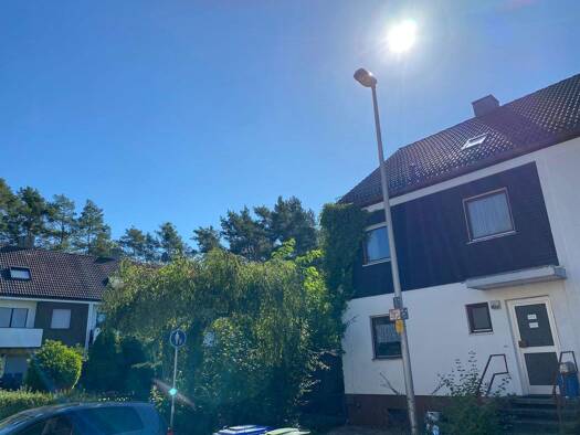 Haus zum Kauf 448.000 € 6 Zimmer 141,6 m² 270 m² Grundstück frei ab sofort In der Reuth Erlangen 91056