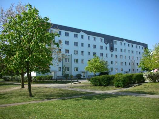 Wohnung zur Miete 381 € 3 Zimmer 57,8 m² EG Heinrich-von-Kleist-Straße 18 Lübben Lübben (Spreewald) 15907