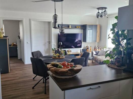 Wohnung zur Miete 850 € 3 Zimmer 80 m² Geschoss 1/3 frei ab 01.12.2026 Hechingen Hechingen 72379