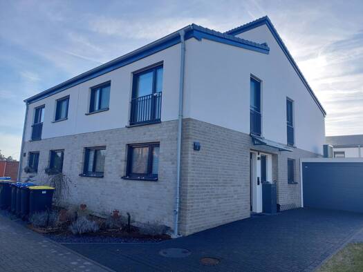 Doppelhaushälfte zur Miete 1.750 € 5 Zimmer 145 m² 347 m² Grundstück frei ab 01.05.2026 Kevelaer 47623