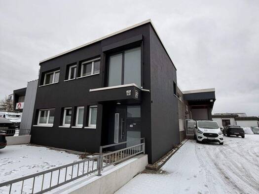 Lagerhalle zur Miete 1.190 € 97,2 m² Lagerfläche Industriestraße 14 Löchgau 74369