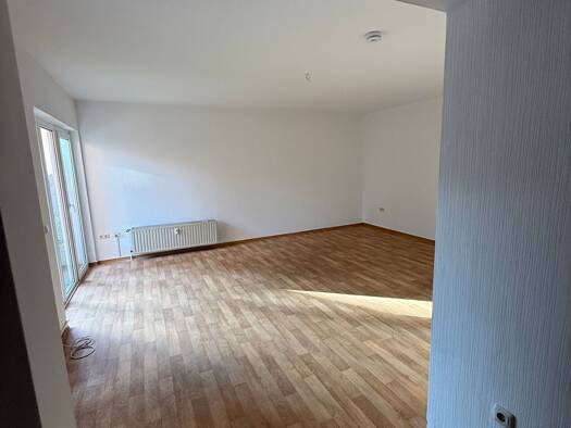 Wohnung zur Miete 328 € 2 Zimmer 65,7 m² frei ab sofort Forststraße 63 Stadtmitte Plauen 08523