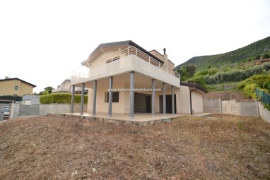 Villa zum Kauf 570.000 € 6 Zimmer 237 m² 200 m² Grundstück frei ab sofort Via Senatore Uberti Caprino Veronese 37015