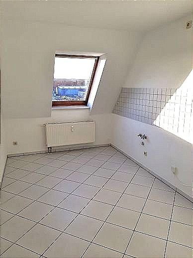 Wohnung zur Miete 235 € 2 Zimmer 45 m²<br/>Wohnfläche 4.<br/>Geschoss ab sofort<br/>Verfügbarkeit Franz-Mehring-Straße 65 Pölbitz 313 Zwickau 08058