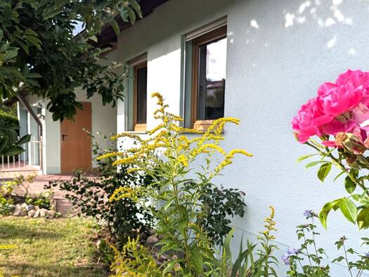 Einfamilienhaus zum Kauf 398.900 € 8 Zimmer 202 m² 1.060 m² Grundstück frei ab sofort Eichbergstraße 38 Untersteinach Untersteinach 95369