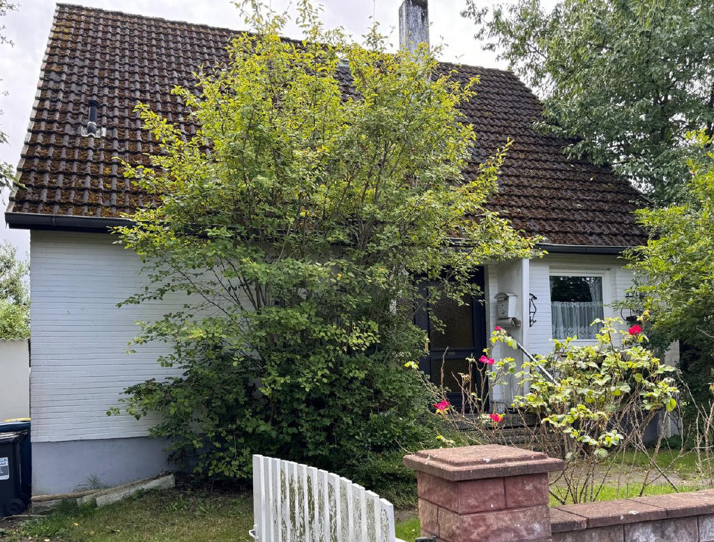 Einfamilienhaus zum Kauf 220.000 € 4,5 Zimmer 125 m²<br/>Wohnfläche 1.506 m²<br/>Grundstück Hamberge 23619