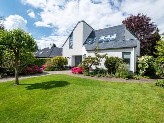 Villa zum Kauf 1.880.000 € 7 Zimmer 271,3 m² 2.179 m² Grundstück frei ab sofort Ellerbek 25474