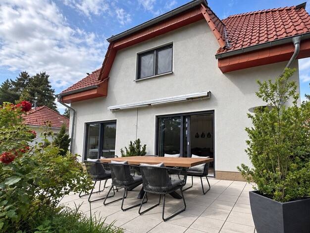 Einfamilienhaus zum Kauf provisionsfrei 749.000 € 4 Zimmer 138 m² 1.077 m² Grundstück Schulzendorf 15732