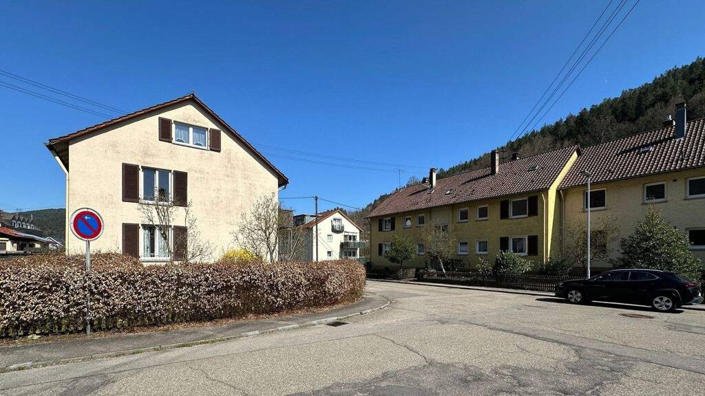Studio zur Miete 450 € 1 Zimmer 78 m² Calmbach Bad Wildbad 75323