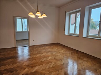 Wohnung zur Miete 700 € 4 Zimmer 75 m² frei ab sofort Bahnhofstraße 7 Donauwörth Donauwörth 86609