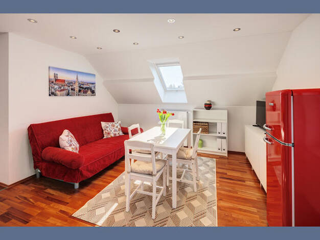 Wohnung zur Miete auf Zeit 1.750 € 2,5 Zimmer 43 m² Trudering-Riem München 81825