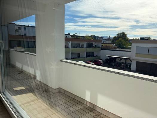 Penthouse zur Miete 1.260 € 2 Zimmer 66 m² Geschoss 1/2 frei ab sofort Mooswald Freiburg im Breisgau 79110