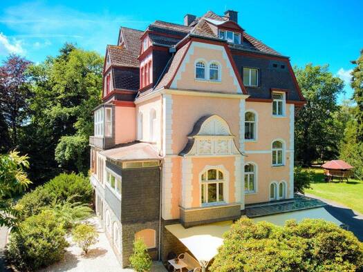 Villa zum Kauf 1.980.000 € 20 Zimmer 1.785 m² 25.000 m² Grundstück Birnbach 57612