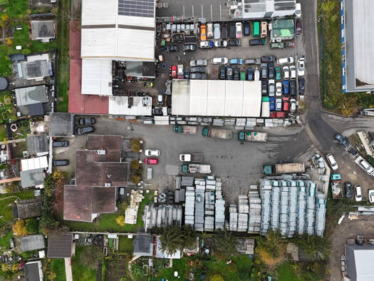 Lagerhalle zur Miete 8.000 € 2.471 m² Lagerfläche Köln 50829