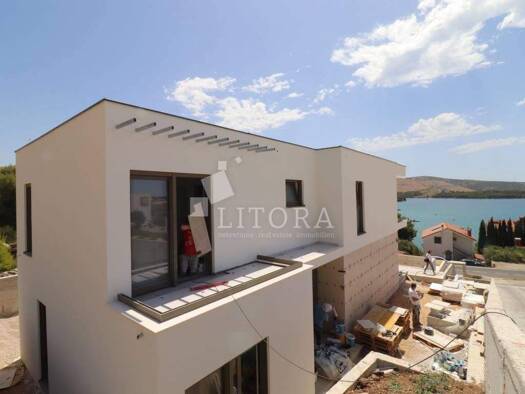 Haus zum Kauf 1.600.000 € 6 Zimmer 209 m² Zaboric, Sibenik - Okolica Sibenik