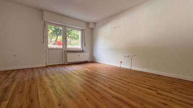 Wohnung zur Miete 595 € 2 Zimmer 69,3 m² EG Niederfeldstr. 15 Altendorf Essen 45143