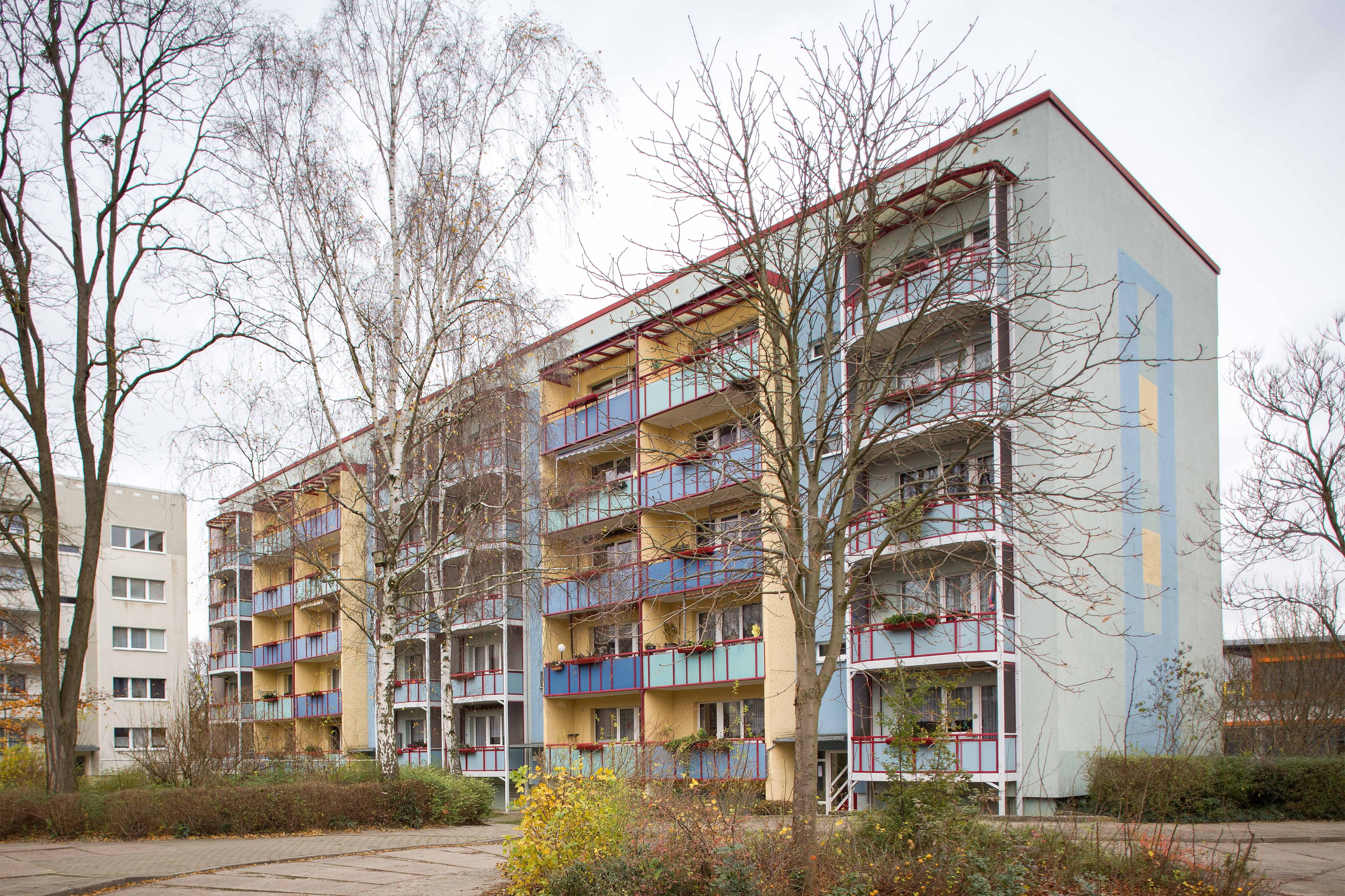 Wohnung zur Miete 482 € 4 Zimmer 76,1 m²<br/>Wohnfläche 5.<br/>Geschoss Pawlow-Str. 8 Stadtgebiet Ost Neubrandenburg 17036