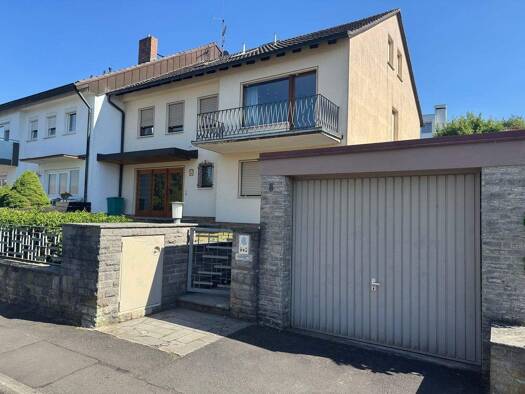 Einfamilienhaus zur Miete 1.634 € 6,5 Zimmer 165 m² 500 m² Grundstück frei ab 01.11.2026 Heidingsfeld Würzburg 97084