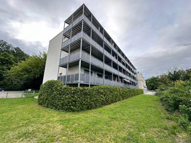 Wohnung zum Kauf 89.000 € 2 Zimmer 45,6 m² EG Neidschützer Straße 67 Naumburg Naumburg (Saale) 06618