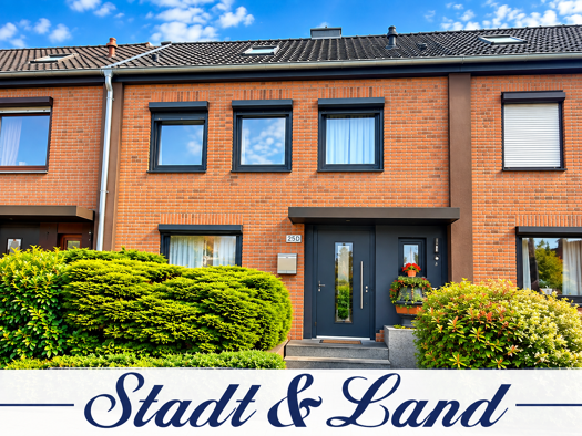 Reihenhaus zum Kauf 359.000 € 6 Zimmer 126 m² 140 m² Grundstück frei ab 01.01.2027 Postfelder Weg Preetz 24211