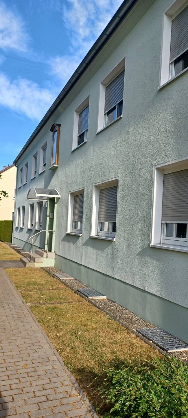 Wohnung zur Miete 550 € 3 Zimmer 78,2 m² EG Saalfeld Saalfeld/Saale / Gorndorf 07318