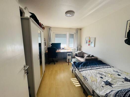 WG-Zimmer zur Miete 380 € 16 m² Geschoss 3/3 frei ab 06.08.2026 Birkenwaldstraße 28 Nord Stuttgart 70191