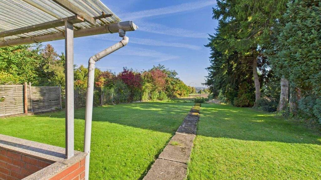 Einfamilienhaus zum Kauf 375.000 € 7 Zimmer 150 m² 2.076 m² Grundstück Kendenich Hürth 50354