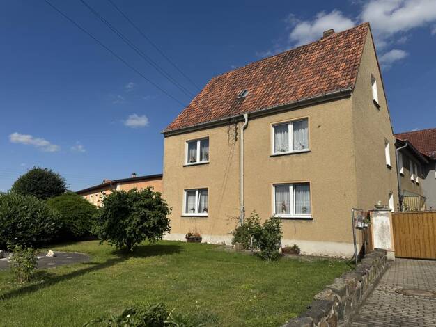 Einfamilienhaus zum Kauf 89.900 € 6 Zimmer 189,2 m² 313 m² Grundstück Königshofen Heideland OT Königshofen 07613