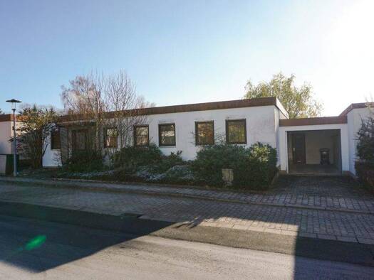 Einfamilienhaus zum Kauf 395.000 € 5 Zimmer 151,9 m² 475 m² Grundstück Meyernberg Bayreuth 95447