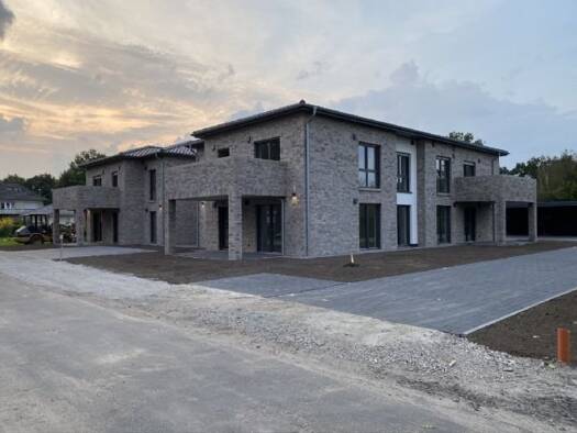 Wohnung zur Miete 750 € 3 Zimmer 78 m² 1. Geschoss frei ab 01.01.2026 Ostrhauderfehn 26842