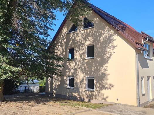 Doppelhaushälfte zur Miete 1.700 € 5 Zimmer 118 m² 385 m² Grundstück frei ab sofort Schenkenberg 54 Reichenhain Reichenhain 09125