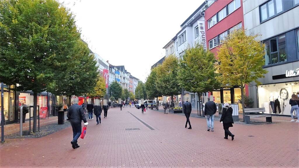 Laden zur Miete 5.800 € 200 m² Verkaufsfläche Gießen 35390