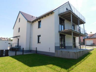 Wohnung zum Kauf 350.000 € 5 Zimmer 128,2 m² 1. Geschoss Vohenstrauß Vohenstrauß 92648