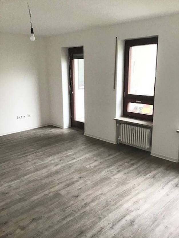 Wohnung zur Miete 1.157 € 3,5 Zimmer 96,4 m² frei ab 25.07.2025 Kaulbachstr. 9 Pirckheimerstraße Nürnberg 90408