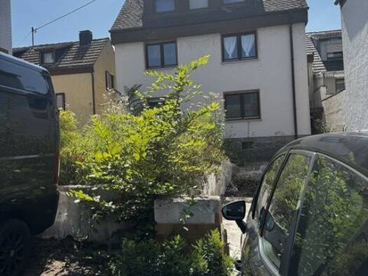 Mehrfamilienhaus zum Kauf 364.000 € 273 m² 658 m² Grundstück Bergstraße 26 Mülheim Mülheim-Kärlich 56218