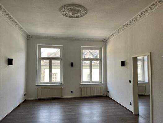 Wohnung zur Miete 650 € 3 Zimmer 108,4 m² Crimmitschau 08451