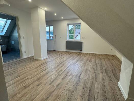 Studio zur Miete 700 € 3 Zimmer 65 m² frei ab 01.08.2026 Sulz Sulz am Neckar 72172