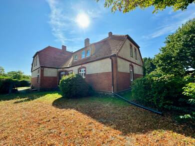 Haus zum Kauf provisionsfrei 175.000 € 12 Zimmer 419 m² 1.094 m² Grundstück frei ab sofort Stubbendorf Dargun 17159