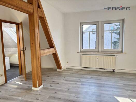 Wohnung zur Miete 280 € 2 Zimmer 52 m² Niederwürschnitz 09399