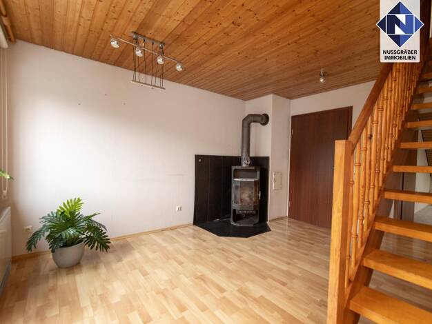 Wohnung zum Kauf 199.900 € 2,5 Zimmer 60 m² Dachgeschoss Neckartailfingen 72666