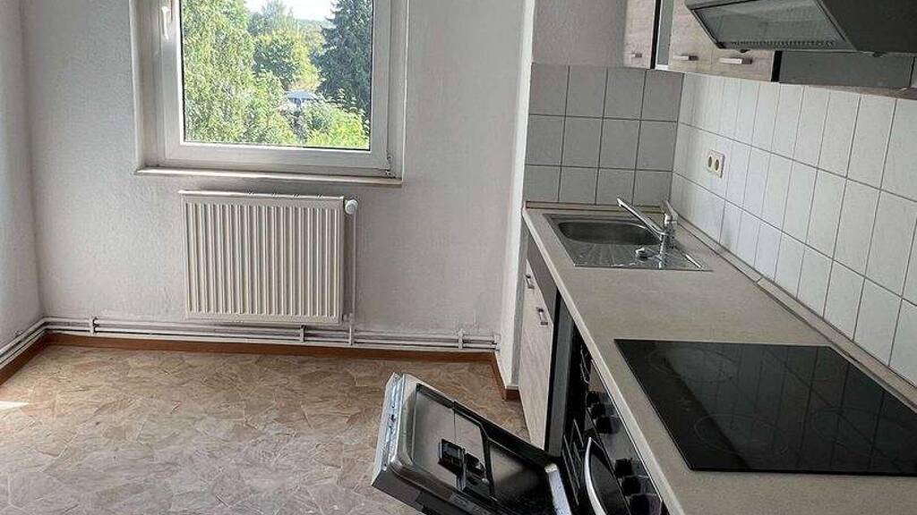 Studio zur Miete 518 € 3 Zimmer 61 m² 2. Geschoss Neukirchen BORNA-Neukirchen 04552